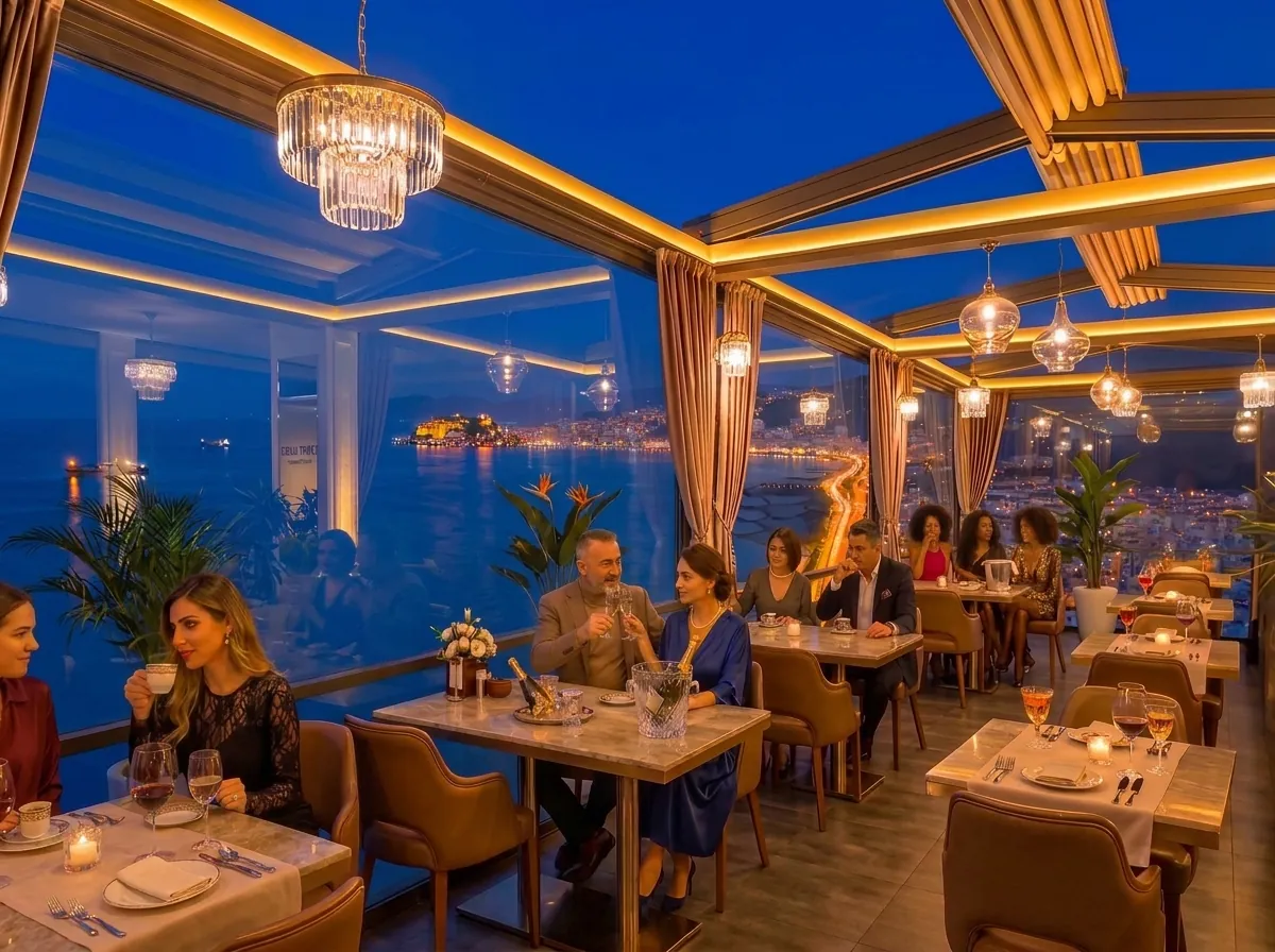 Restoran & lounge: hazırlanmış masalar, bar bölümü ve oturma grupları